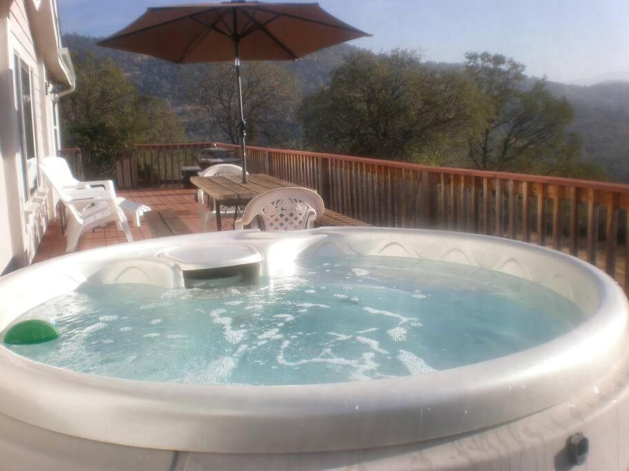 Mariposa Ridge Retreat Villa Exterior photo